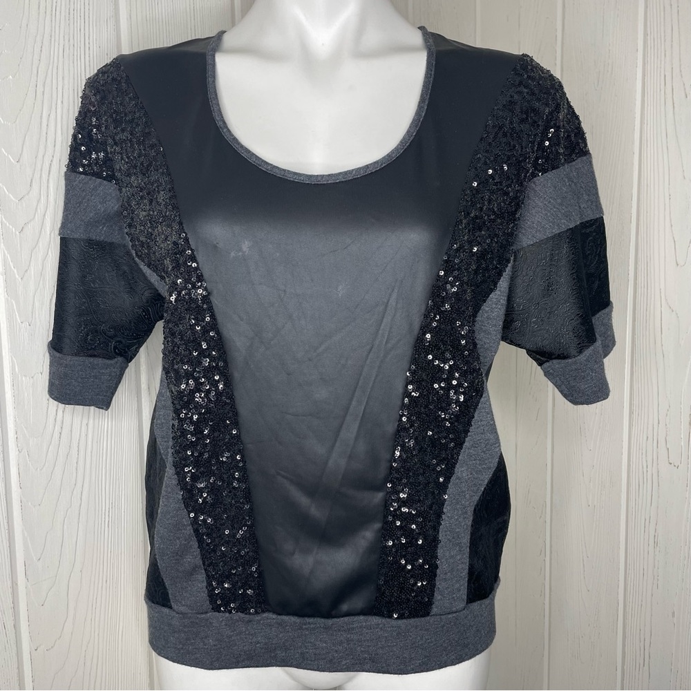 Bolongaro Trevor Top M Black Sequins Demask Knit Round Neck Short Sleeve
